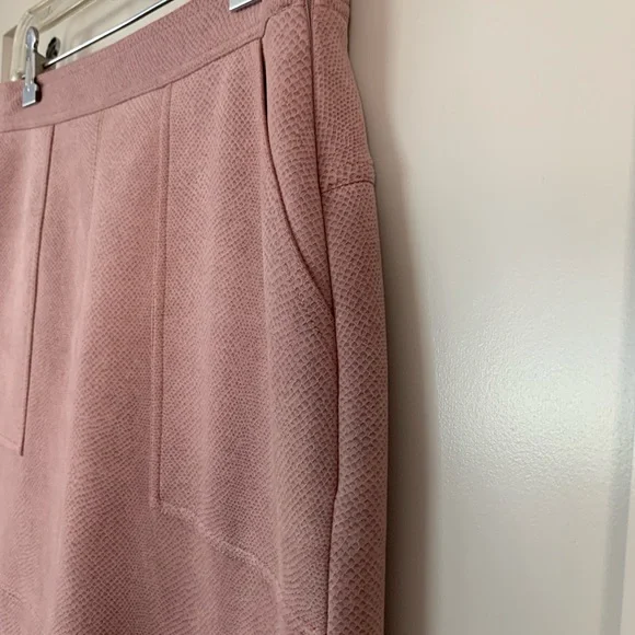 Pink Clarisa Pencil Skirt - Picture 4 of 5